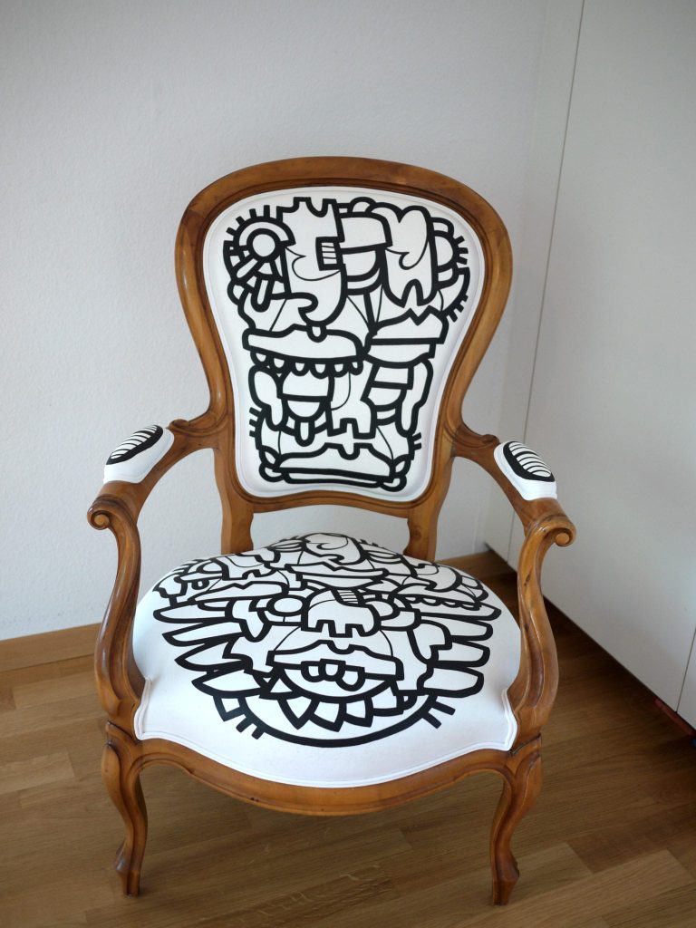 Customized Louis 15 Chair front